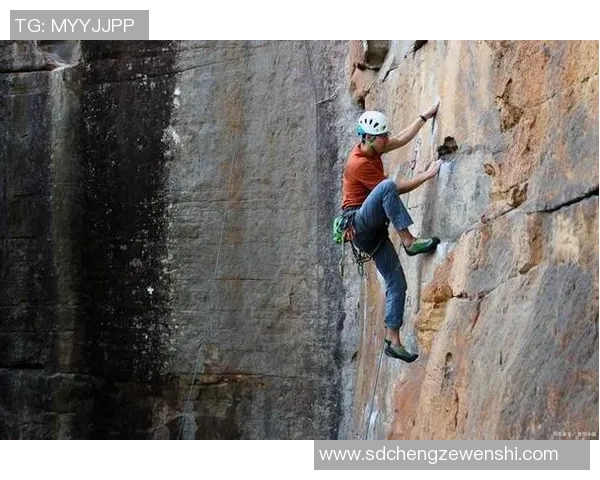 北京攀岩队创下攀岩耐力新高运动员们展现出色实力与团队精神
